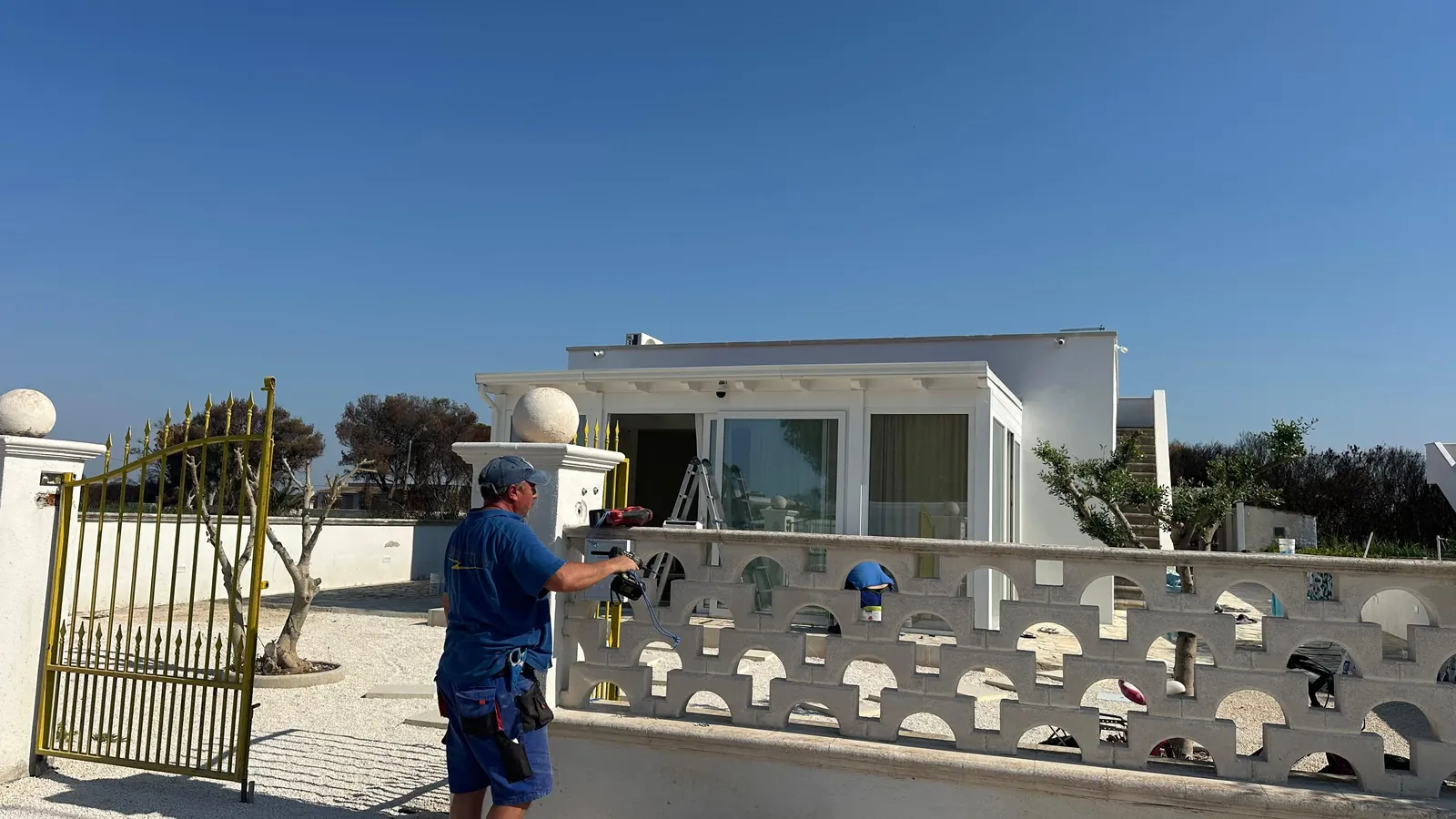 Rifinitura di recinzione e cancello